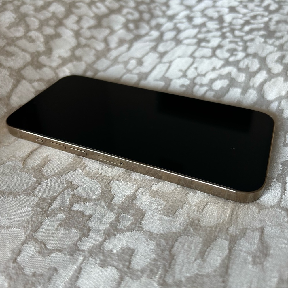 AT&T Unlocked IPhone 13 Pro Max